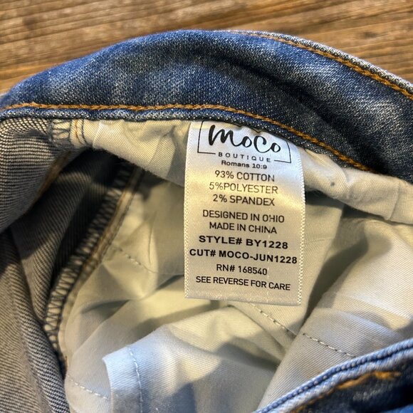MoCo Boutique Head Start Tummy Control Cropped Bootcut Jeans 15/32 - Picture 5 of 14